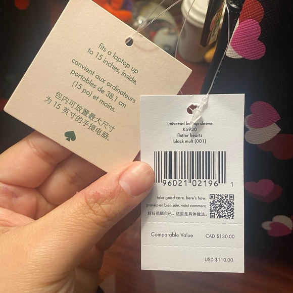 Kate Spade Staci Flutter Hearts Printed Laptop Sleeve - Picture 11 of 11